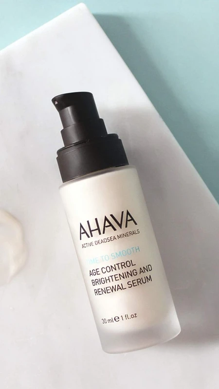 Time to Smooth nočné rozjasňujúce sérum