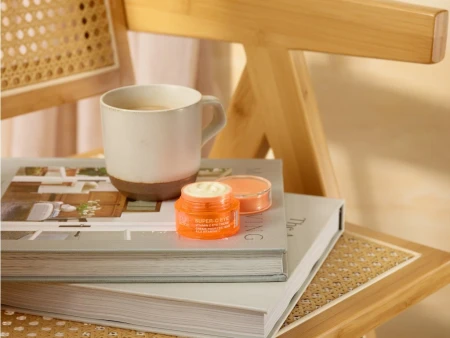 Super-C Eye Brighten & Firm Vitamin C vyhladzujúci očný krém